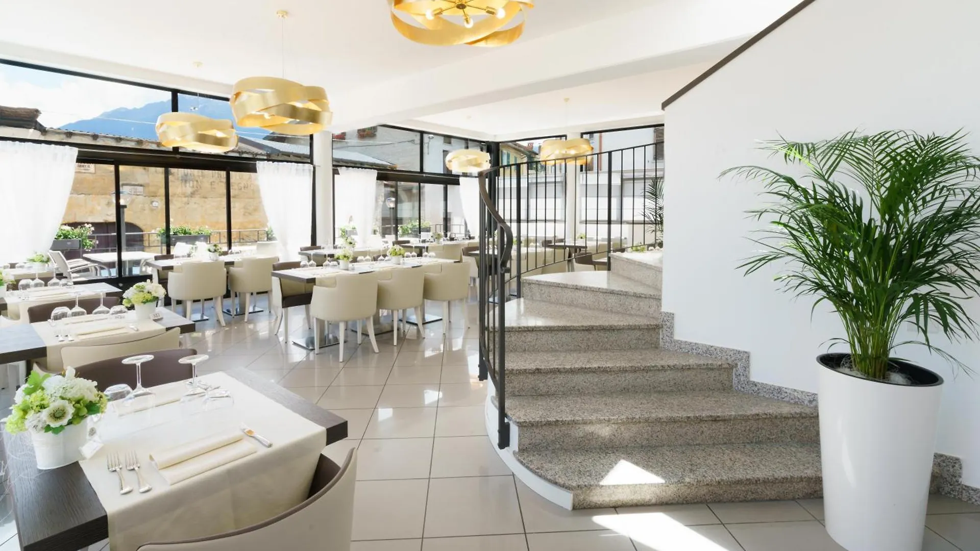 Residence Riva Del Lario Gravedona Apartment