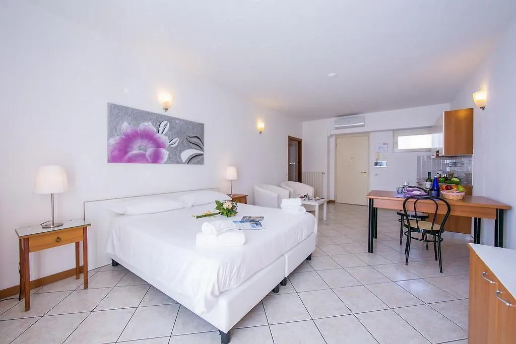 Apartment Residence Riva Del Lario Gravedona Italy