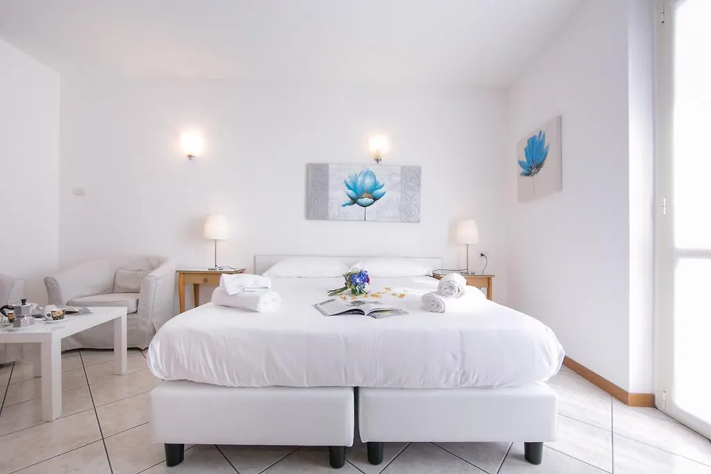 Apartment Residence Riva Del Lario Gravedona Italy