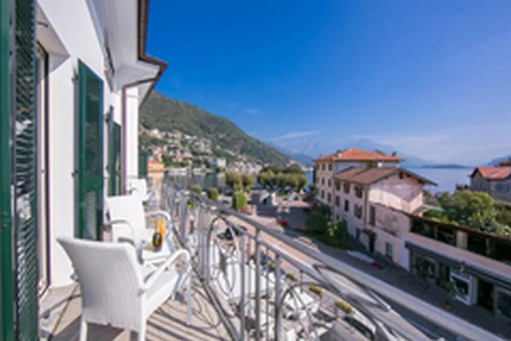 Residence Riva Del Lario Gravedona