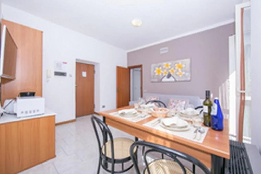 Residence Riva Del Lario Gravedona Apartment