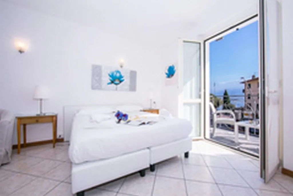 Residence Riva Del Lario Gravedona